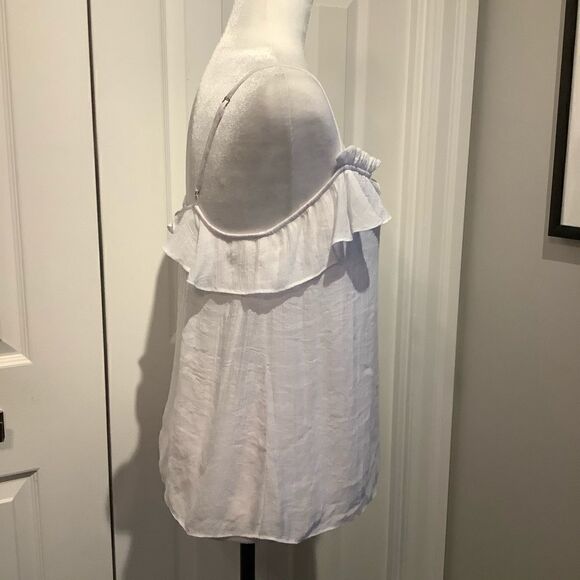 GUESS SPAGHETTI STRAP RUFFLE TOP SIZE M NWOT - Picture 3 of 7